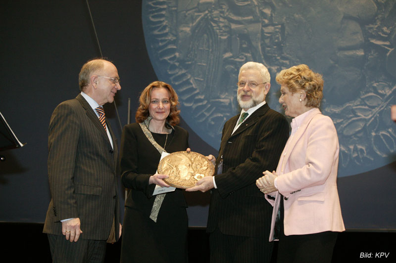 Konrad Adenauer Preis 2006 in Gold