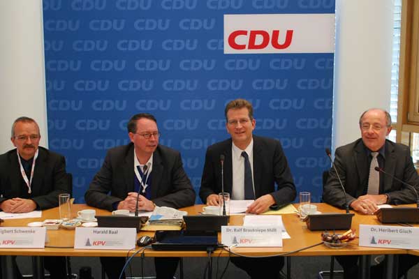 kpv-ak-grosse-staedte-Diskussionsrunde-mit-Brauksiepe