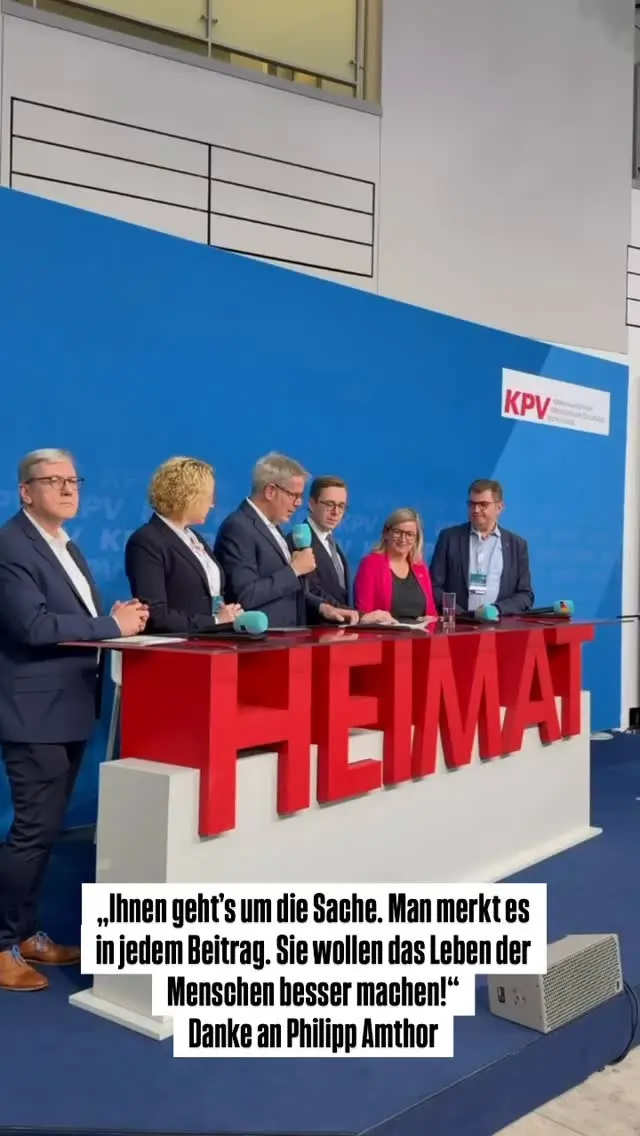 Geballte Kompetenz auf dem Podium und rege Beteiligung aus dem Publikum - so sehen konstruktive Diskussionen zwischen Bund, Kommune und Praxis aus. 

#kpv #starkvorort